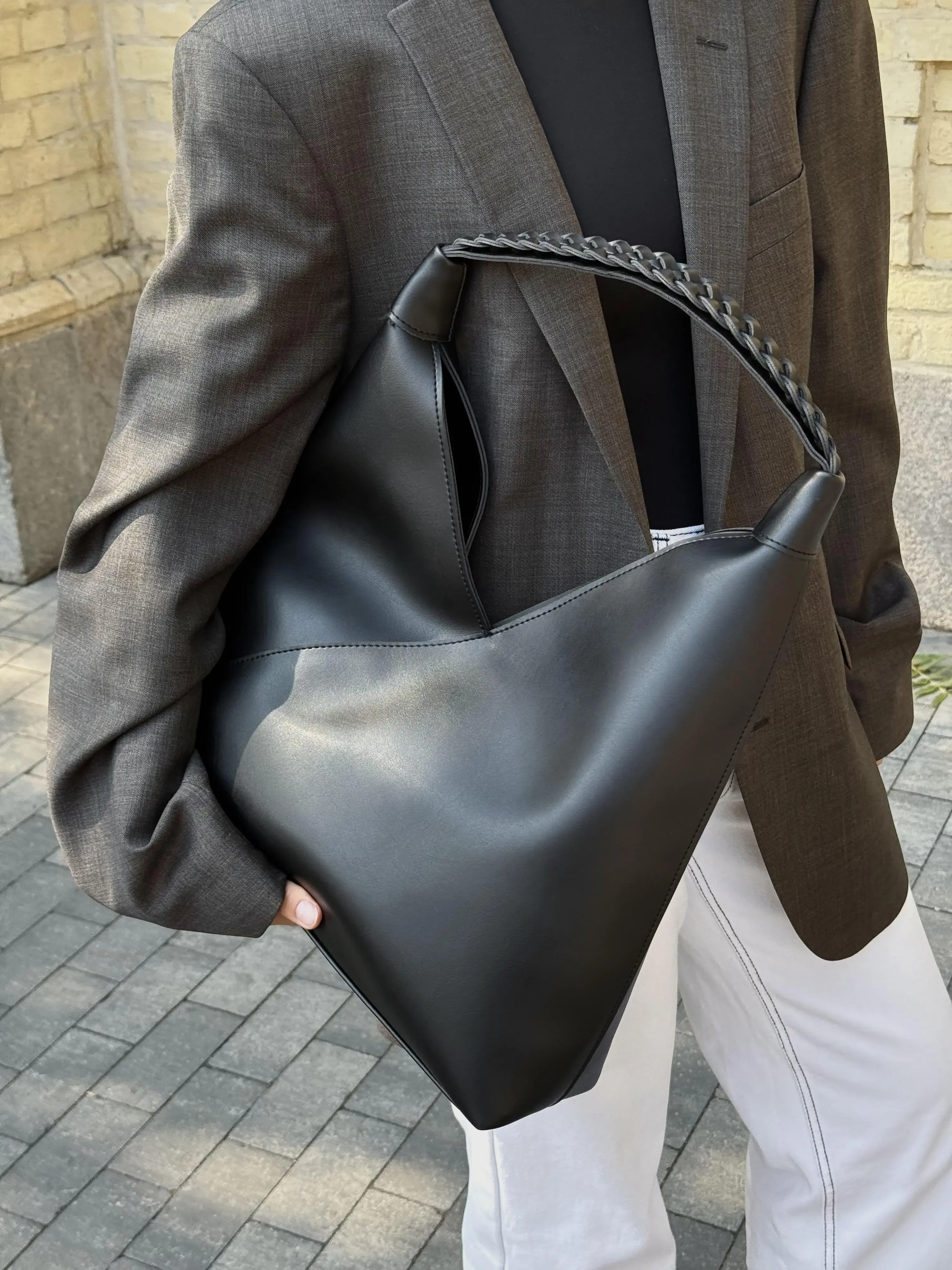 SHOPPER BIND BLACK